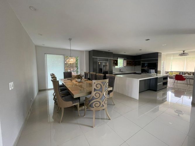 Casa de 4 alcobas en venta en La Morada, Jamundí, 680 m² · foto 6 de 24