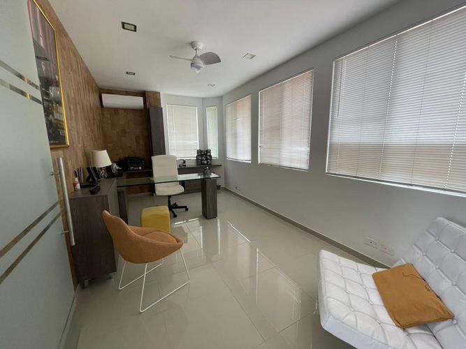Casa de 4 alcobas en venta en La Morada, Jamundí, 680 m² · foto 3 de 24
