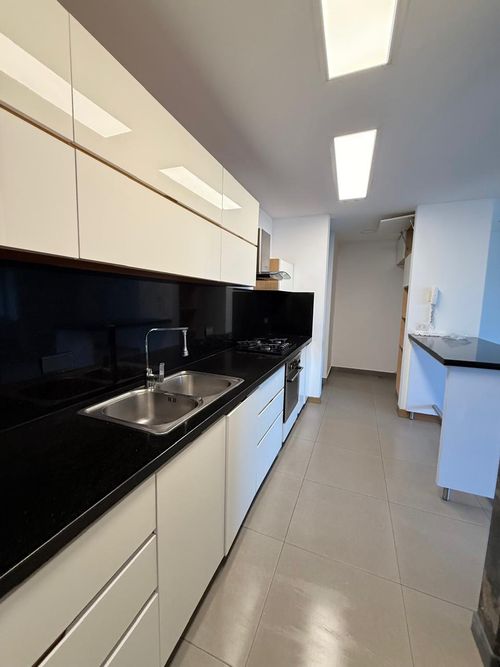 Apartamento de 3 alcobas en venta en Juanambu, Cali, 167 m² · foto 3 de 17