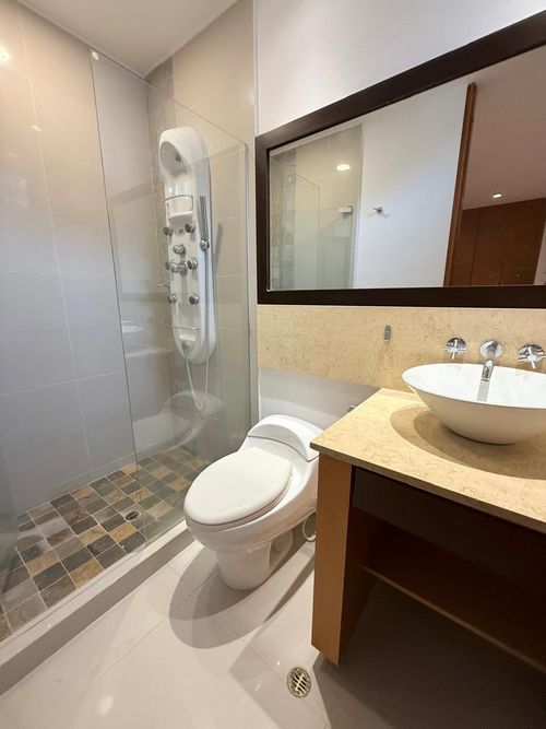 Apartamento de 3 alcobas en venta en Juanambu, Cali, 167 m² · foto 10 de 17