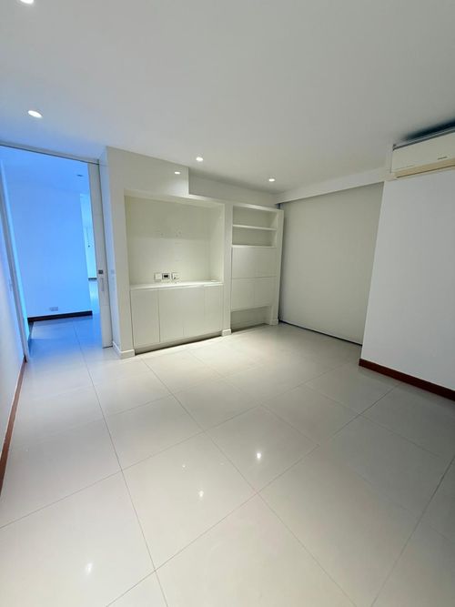 Apartamento de 3 alcobas en venta en Juanambu, Cali, 167 m² · foto 11 de 17