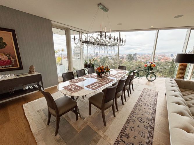 Apartamento de 3 alcobas en venta en Chicó Reservado, Bogotá, 395 m² · foto 4 de 21