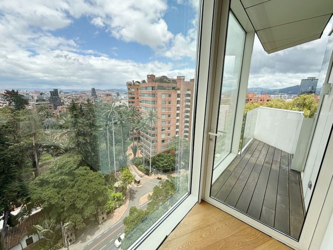 Apartamento de 3 alcobas en venta en Chicó Reservado, Bogotá, 395 m² · foto 13 de 21