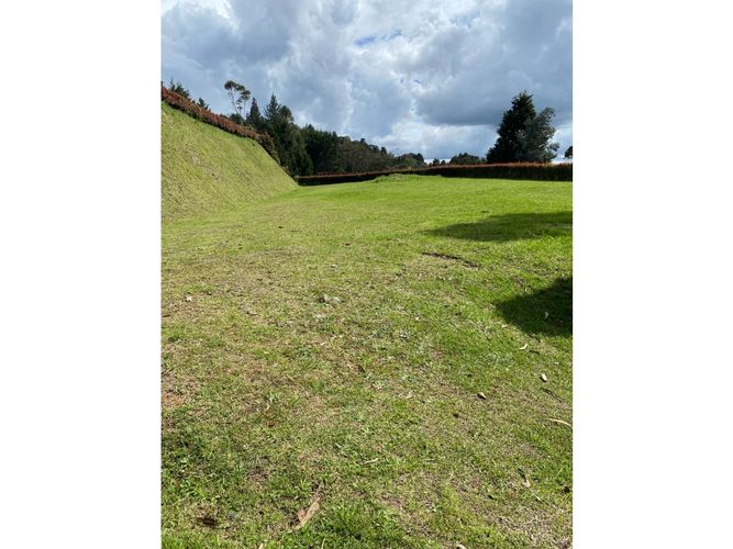 Lote en venta en Monta�Ez, Guarne, 1600 m² · foto 3 de 3