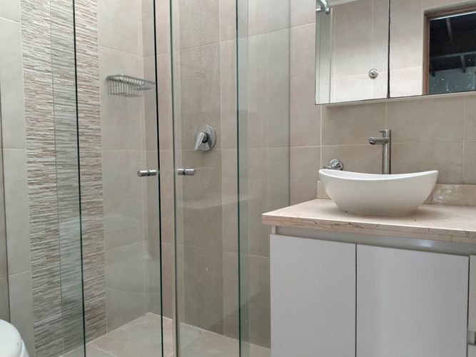 Casa de 4 alcobas en arriendo en El Poblado, Medellín, 300 m² · foto 17 de 19