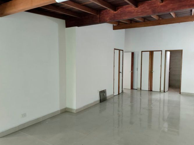 Casa de 4 alcobas en arriendo en El Poblado, Medellín, 300 m² · foto 15 de 19