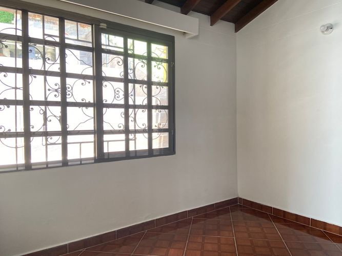 Casa de 4 alcobas en venta en Entreamigos, Sabaneta, 400 m² · foto 13 de 20