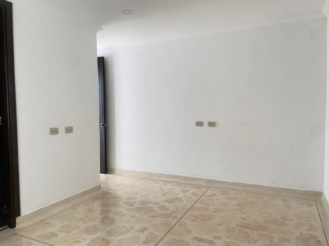 Casa de 4 alcobas en venta en Entreamigos, Sabaneta, 400 m² · foto 10 de 20