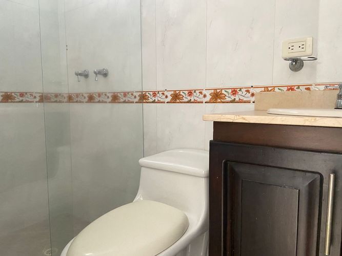 Casa de 4 alcobas en venta en Entreamigos, Sabaneta, 400 m² · foto 20 de 20