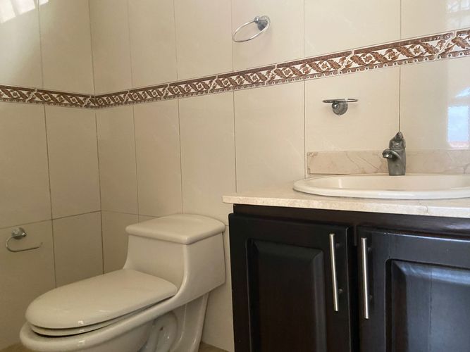Casa de 4 alcobas en venta en Entreamigos, Sabaneta, 400 m² · foto 18 de 20