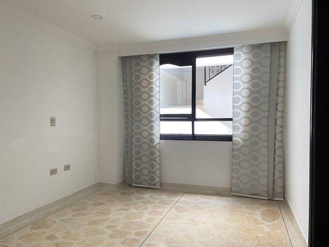 Casa de 4 alcobas en venta en Entreamigos, Sabaneta, 400 m² · foto 15 de 20
