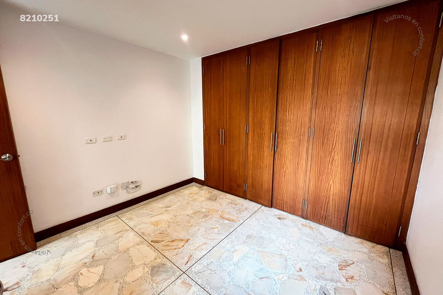 Apartamento en arriendo en Los Balsos, Medellín · foto 11 de 22
