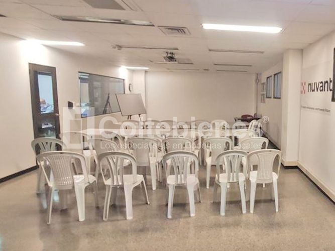 Bodega en venta en Manuel Restrepo, Sabaneta, 3198 m² · foto 14 de 18