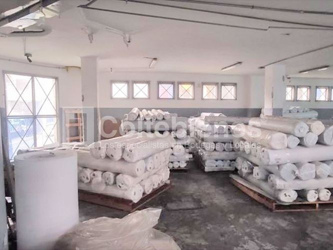 Bodega en venta en Manuel Restrepo, Sabaneta, 3198 m² · foto 17 de 18