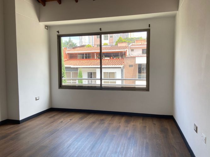 Casa de 3 alcobas en venta en La Doctora, Sabaneta, 340 m² · foto 7 de 18