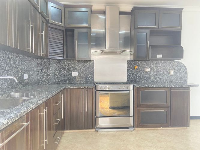 Casa de 3 alcobas en venta en La Doctora, Sabaneta, 340 m² · foto 6 de 18