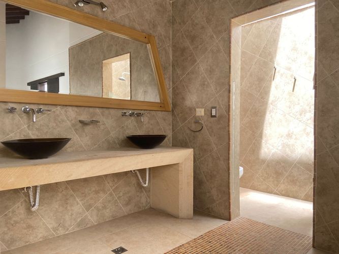Casa de 3 alcobas en venta en La Doctora, Sabaneta, 340 m² · foto 16 de 18