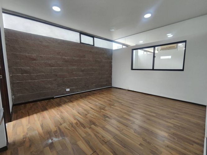 Edificio en arriendo en La Aguacatala, Medellín, 600 m² · foto 11 de 24
