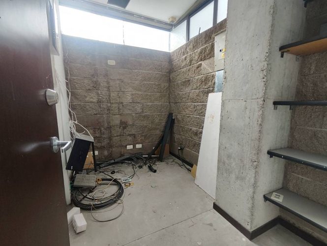 Edificio en arriendo en La Aguacatala, Medellín, 600 m² · foto 12 de 24