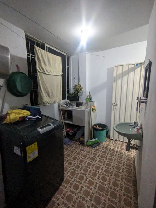 Apartamento de 3 alcobas en venta en Manuela Beltran, Bucaramanga, 60 m² · foto 8 de 8