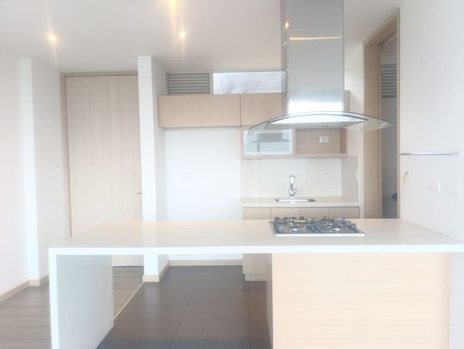 Apartamento de 1 alcoba en arriendo en El Poblado, Medellín, 70 m² · foto 6 de 16