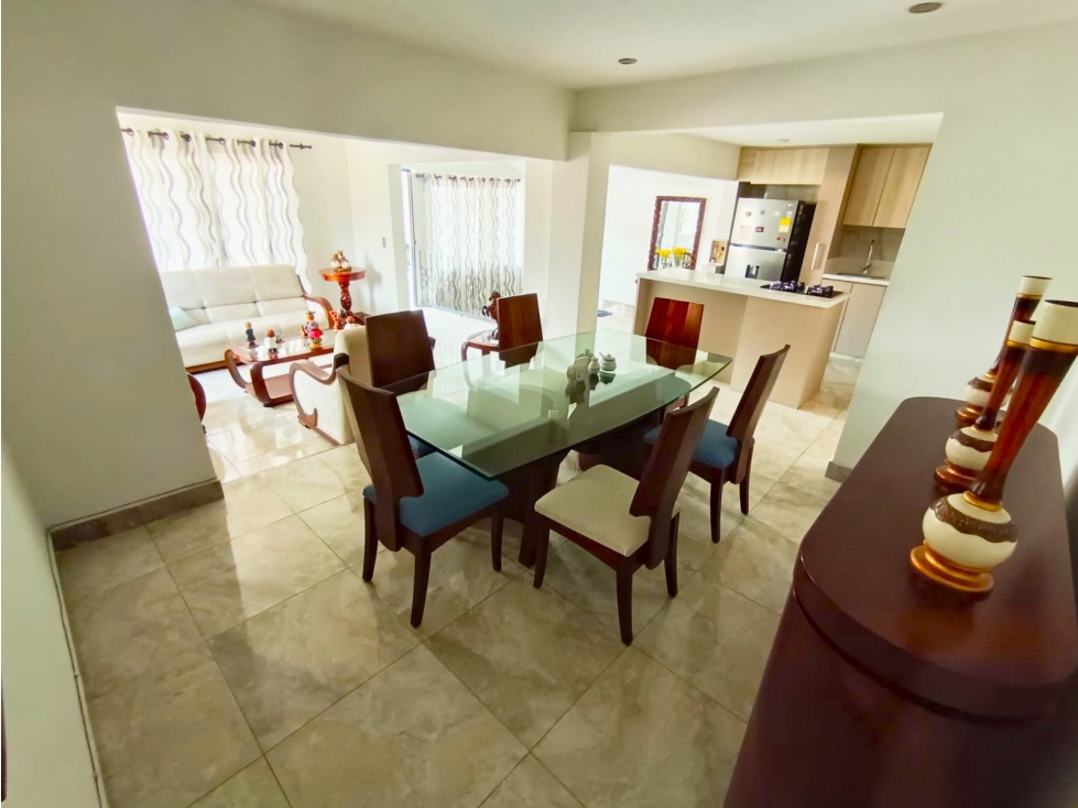 Apartamento en arriendo en La America, Medellín · foto 3 de 24