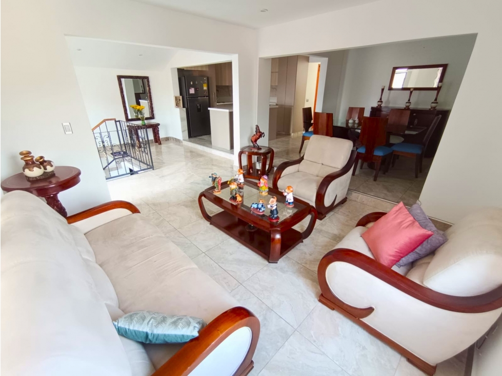 Apartamento en arriendo en La America, Medellín · foto 5 de 24