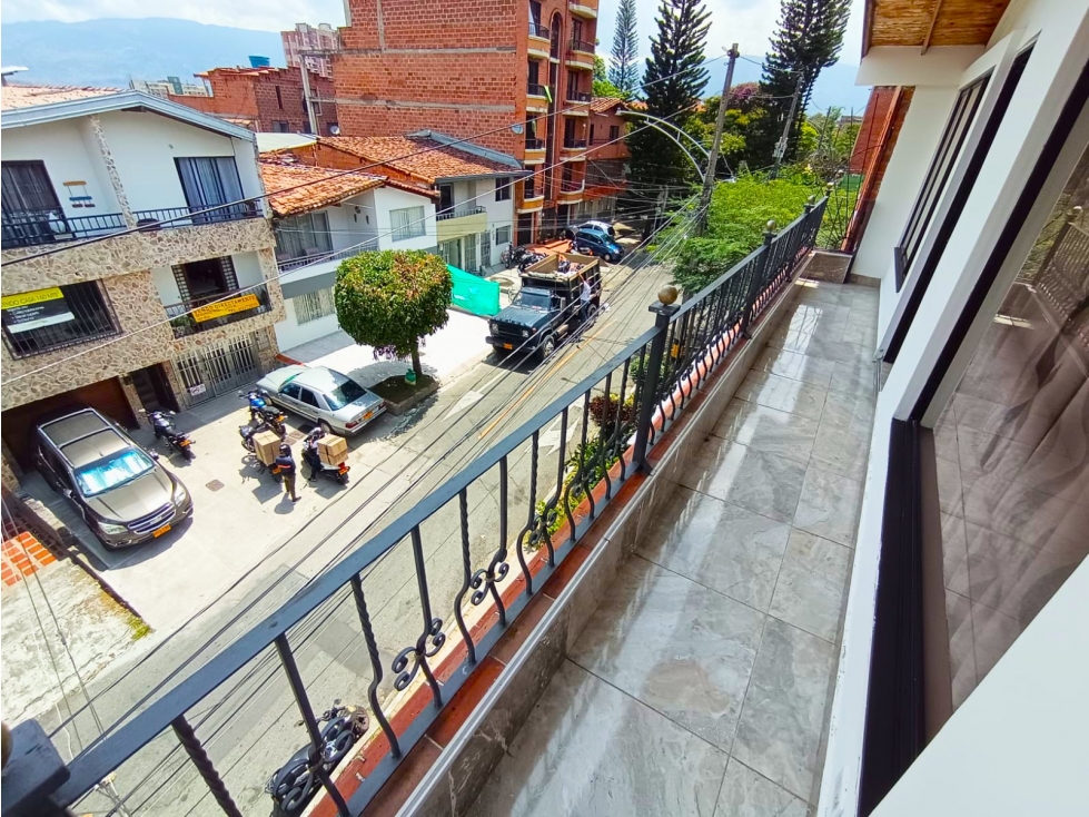 Apartamento en arriendo en La America, Medellín · foto 11 de 24