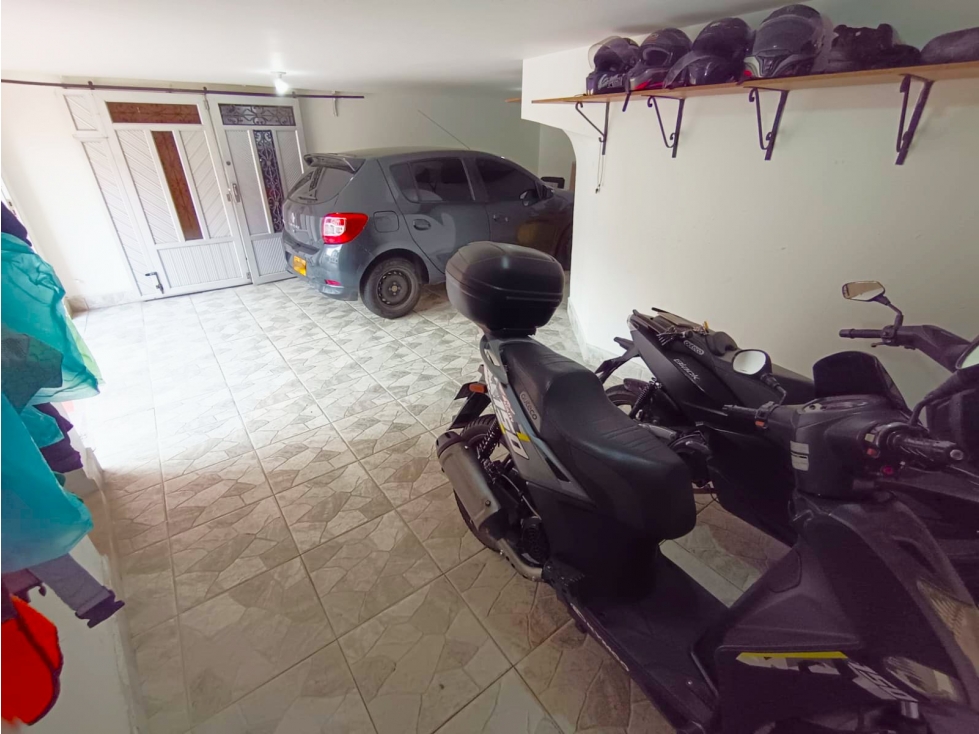 Apartamento en arriendo en La America, Medellín · foto 19 de 24