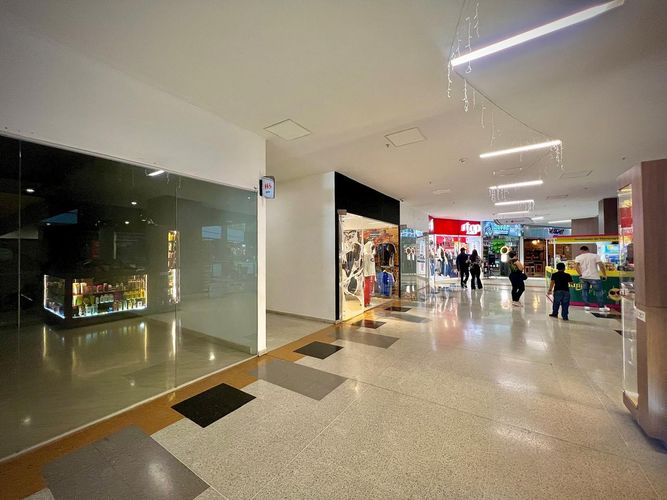 Local en venta en San Juan Bautista, Itagüí, 60 m² · foto 4 de 15