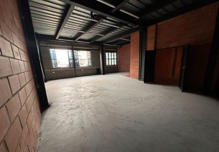 Bodega en arriendo en Guayabal, Medellín, 200 m² · foto 6 de 7