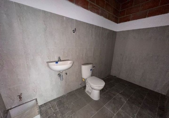 Bodega en arriendo en Guayabal, Medellín, 200 m² · foto 5 de 8