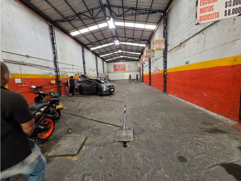 Warehouse for sale in Boston, Medellín 5