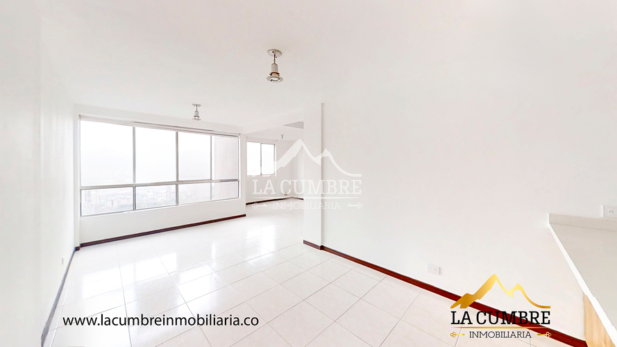 Apartamento de 4 alcobas en arriendo en Altos Del Poblado, Medellín, 130 m² · foto 2 de 14