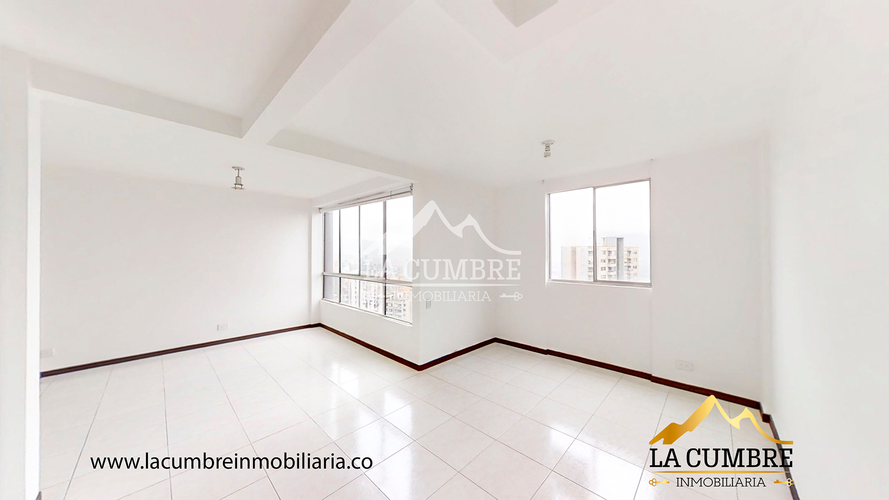 Apartamento de 4 alcobas en arriendo en Altos Del Poblado, Medellín, 130 m² · foto 3 de 14