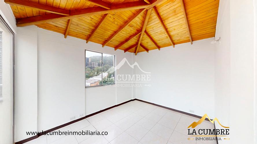 Apartamento de 4 alcobas en arriendo en Altos Del Poblado, Medellín, 130 m² · foto 9 de 14