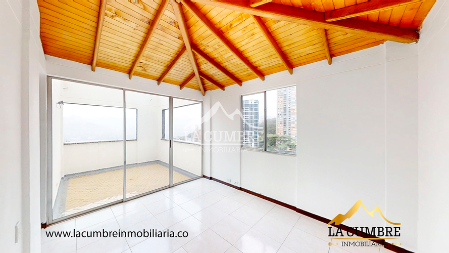 Apartamento de 4 alcobas en arriendo en Altos Del Poblado, Medellín, 130 m² · foto 10 de 14