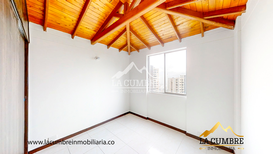 Apartamento de 4 alcobas en arriendo en Altos Del Poblado, Medellín, 130 m² · foto 11 de 14