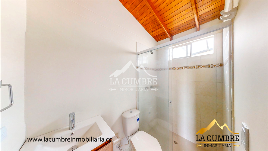 Apartamento de 4 alcobas en arriendo en Altos Del Poblado, Medellín, 130 m² · foto 14 de 14