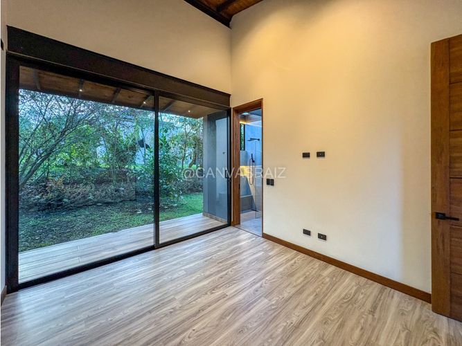 Casa de 5 alcobas en venta en Pantanillo, El Retiro, 397 m² · foto 8 de 22