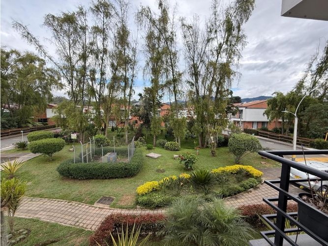 Casa de 3 alcobas en venta en La Ceja, 165 m² · foto 12 de 12