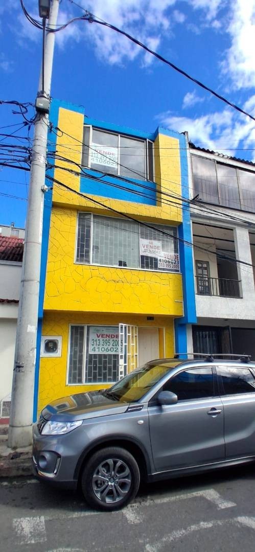 Casa en venta en Ciudad Alsacia, Bogotá · foto 2 de 22