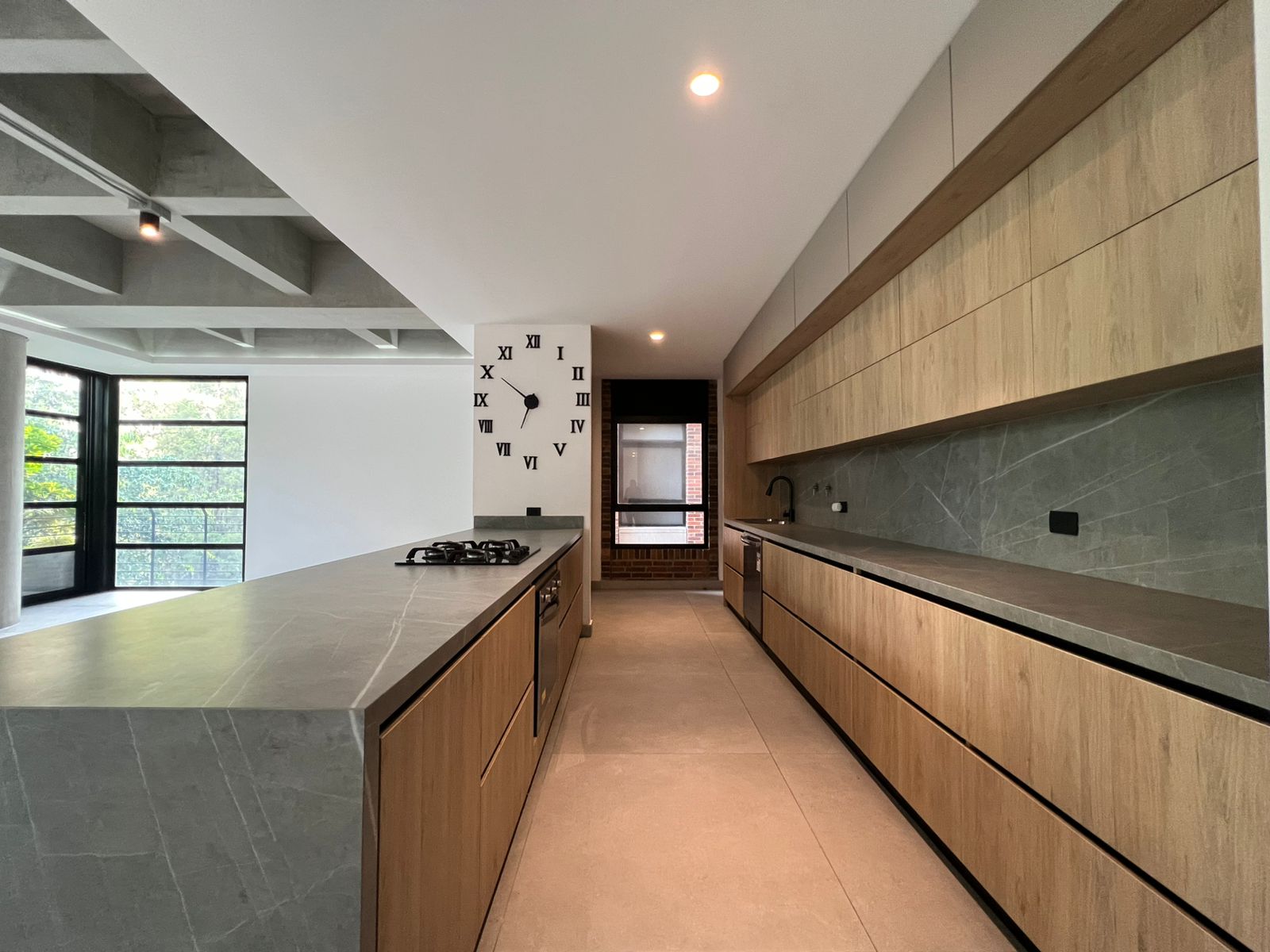 Apartamento en arriendo en El Poblado, Medellín · foto 5 de 17