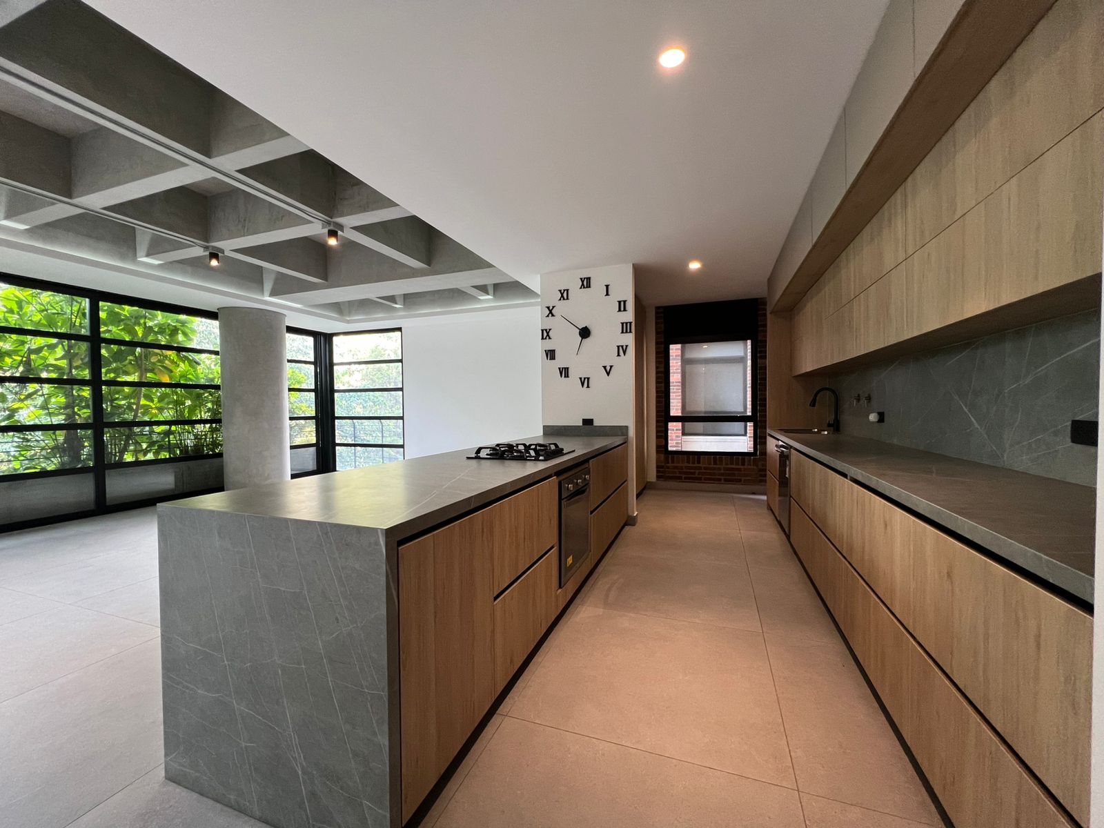Apartamento en arriendo en El Poblado, Medellín · foto 7 de 17