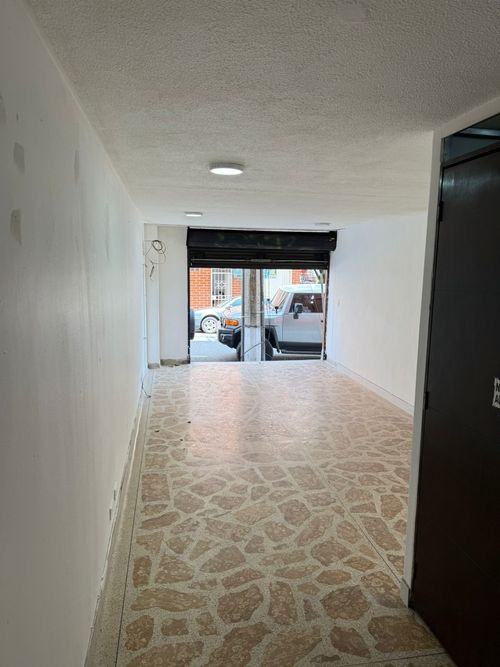 Local en arriendo en Mesa, Envigado, 28 m² · foto 3 de 3
