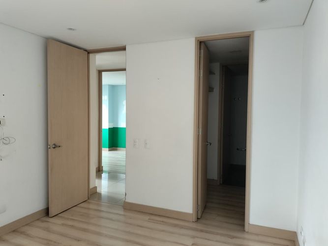 Apartamento de 3 alcobas en arriendo en El Poblado, Medellín, 113 m² · foto 9 de 19