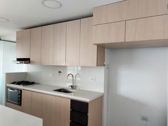 Apartamento de 3 alcobas en arriendo en El Poblado, Medellín, 113 m² · foto 6 de 19