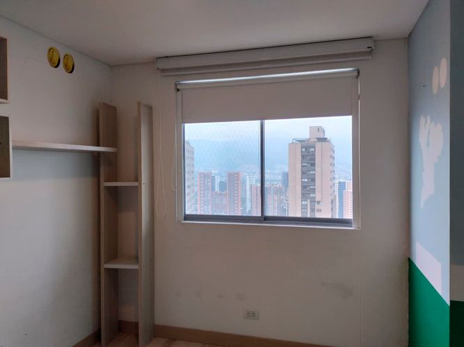 Apartamento de 3 alcobas en arriendo en El Poblado, Medellín, 113 m² · foto 15 de 19