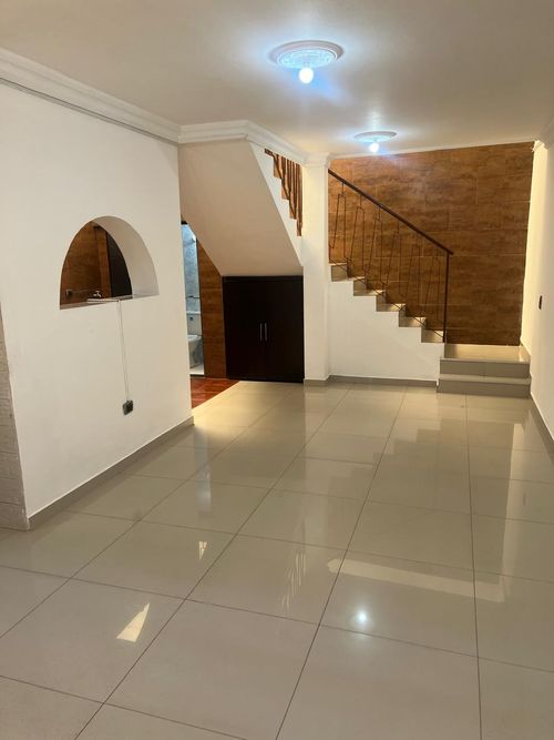 Casa de 2 alcobas en venta en La Concordia, Bucaramanga, 118 m² · foto 2 de 17