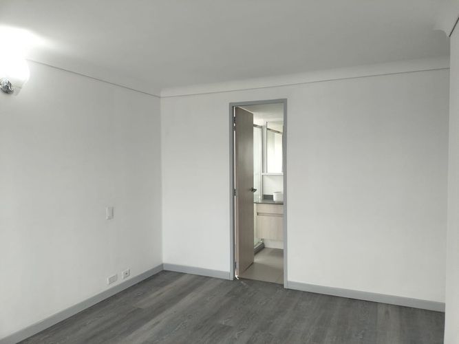 Apartamento de 3 alcobas en arriendo en El Poblado, Medellín, 126 m² · foto 12 de 16
